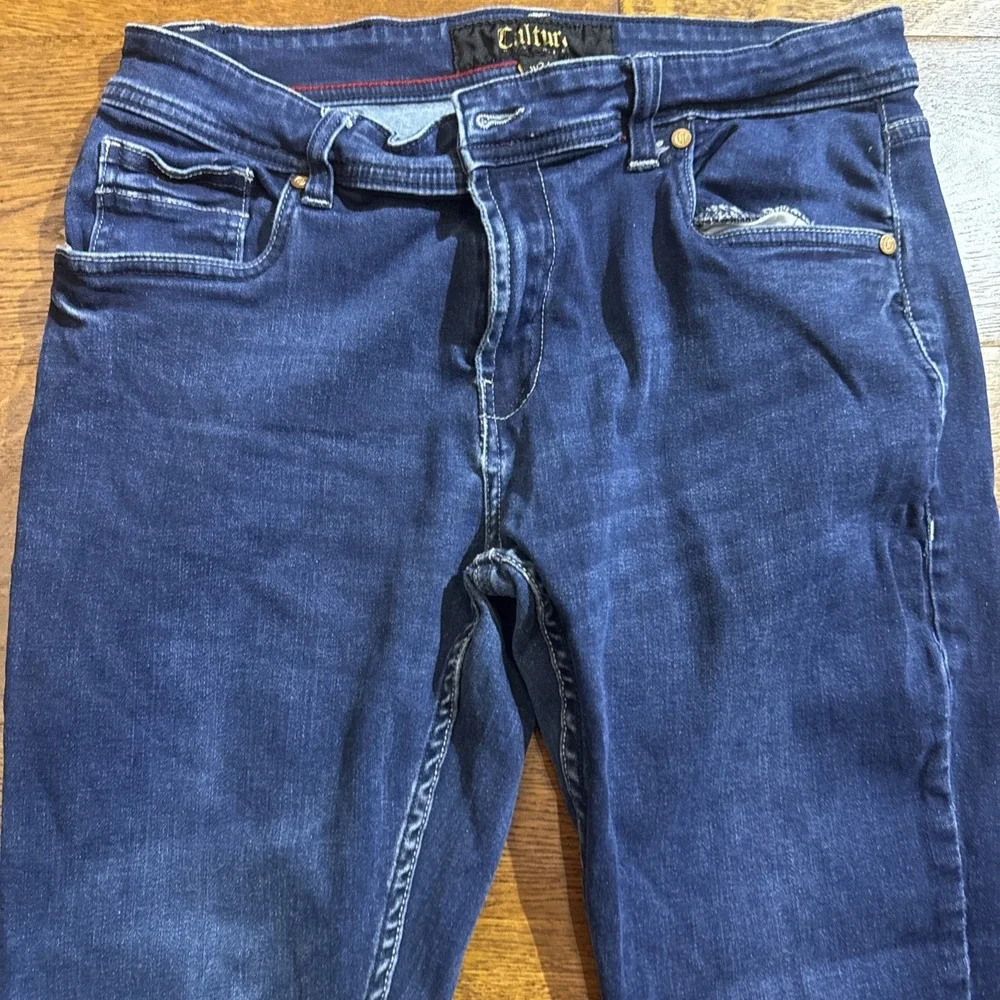 Cultura New York Jeans Dark Wash W/34 L/30 Stretch